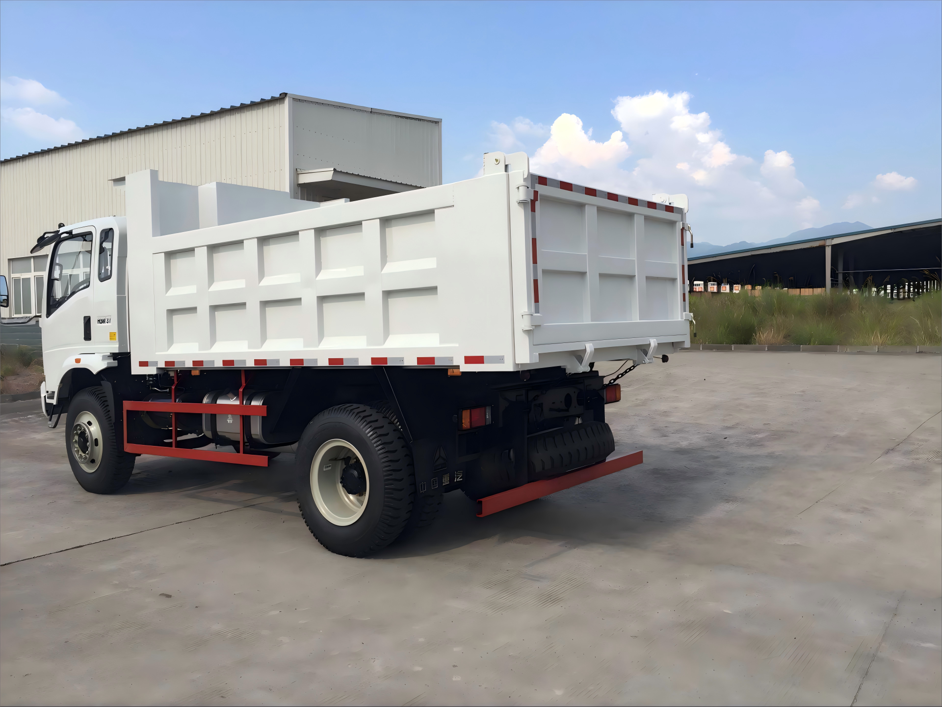 CIMC iron or steel Low Price light dump truck perfect for transporting lighter loads of loose material Used Tipper Dump Truck