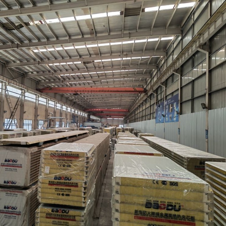 75mm Warehouse Soundproof Sandwich Panel Prefabricated Roof Corrugated Modern Design