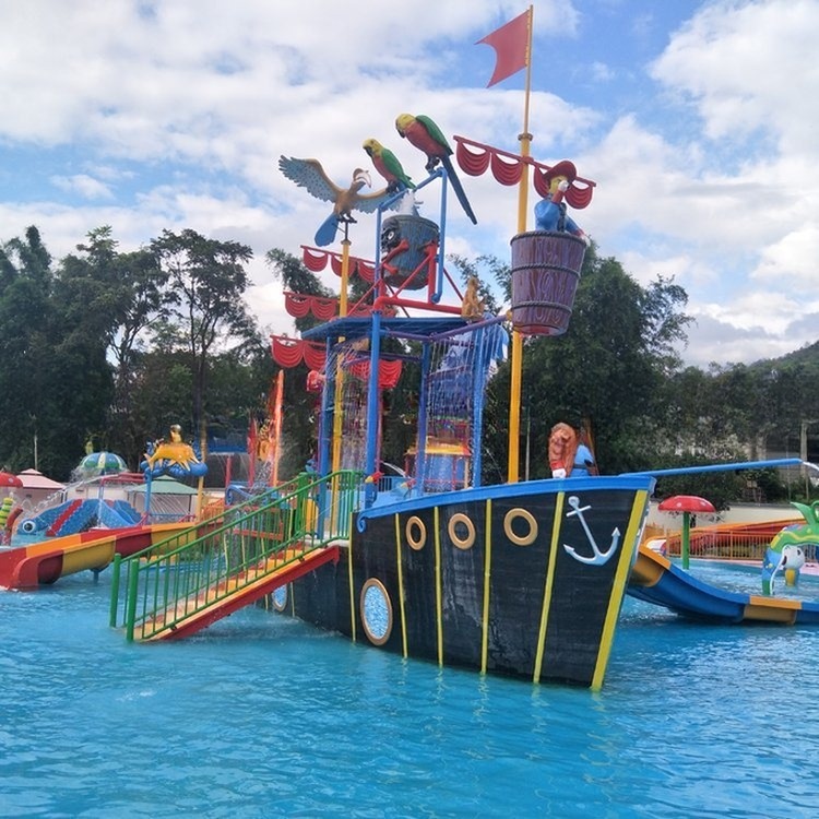 Fiberglass Water Play Equipment with Children Slides for Aqua Park
