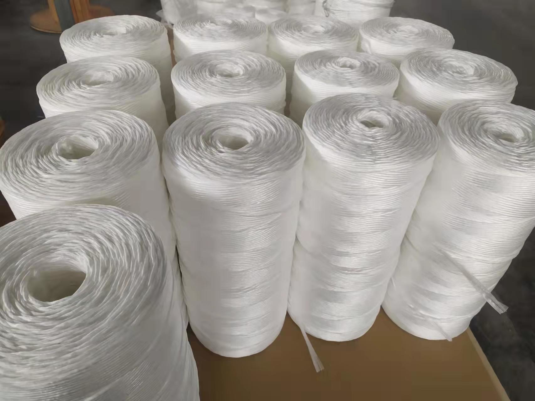 Black UV Resistance Fibrillated Polypropylene Twine , 4mm-8mm Hay Baler Twine Rope