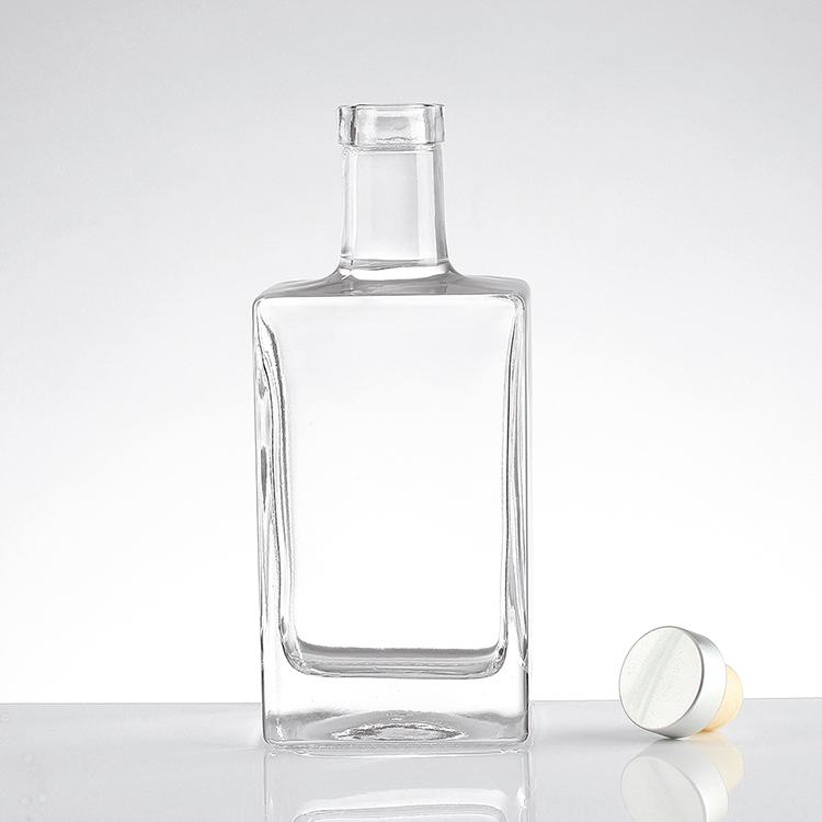 700ml 750ml Vodka Bottle for Custom Super Flint Material Liquor Brandy Glass Bottle