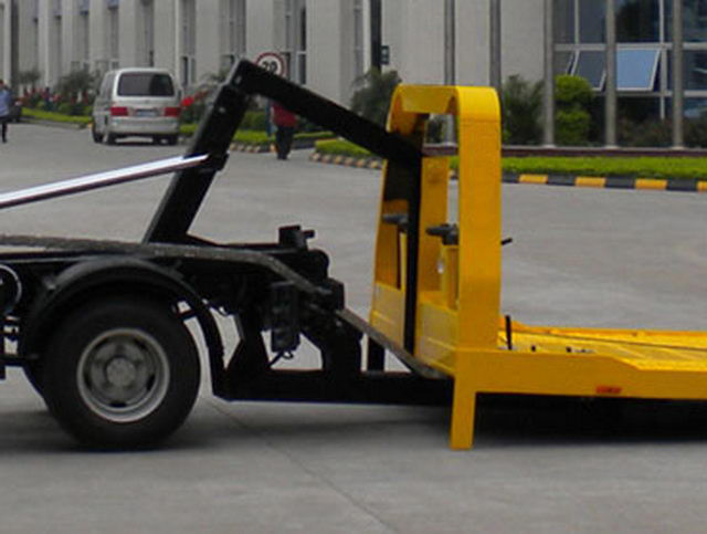 4x2 6TIRES EuroII 3-5tons Light Duty Wrecker Tow Truck For Broke Car Drag & Transfer With Cummims Engine