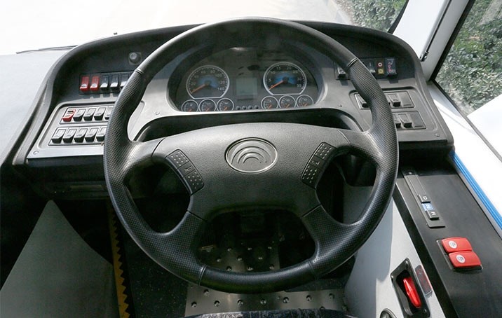 Public Transport 7 - 14 Meters City Bus Transportation With Adjustable Driver Seat
