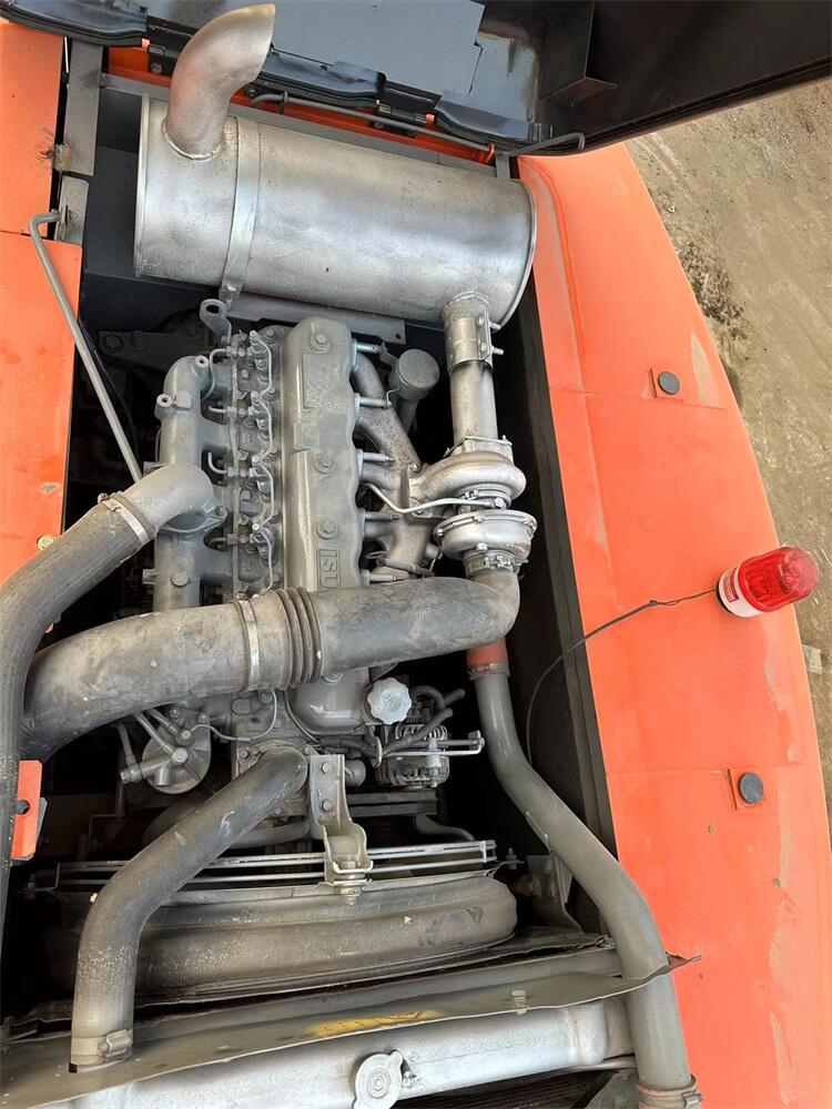 Original Hydraulic Valve Japan Made Used Hitachi ZX200 Crawler Excavator 2022 Year