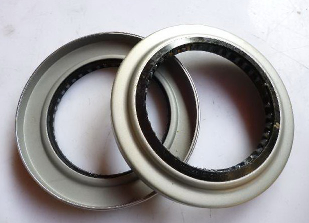 8971229370 Rear Hub Inner Oil Seal BA5471E Grease Inside Simple To Install