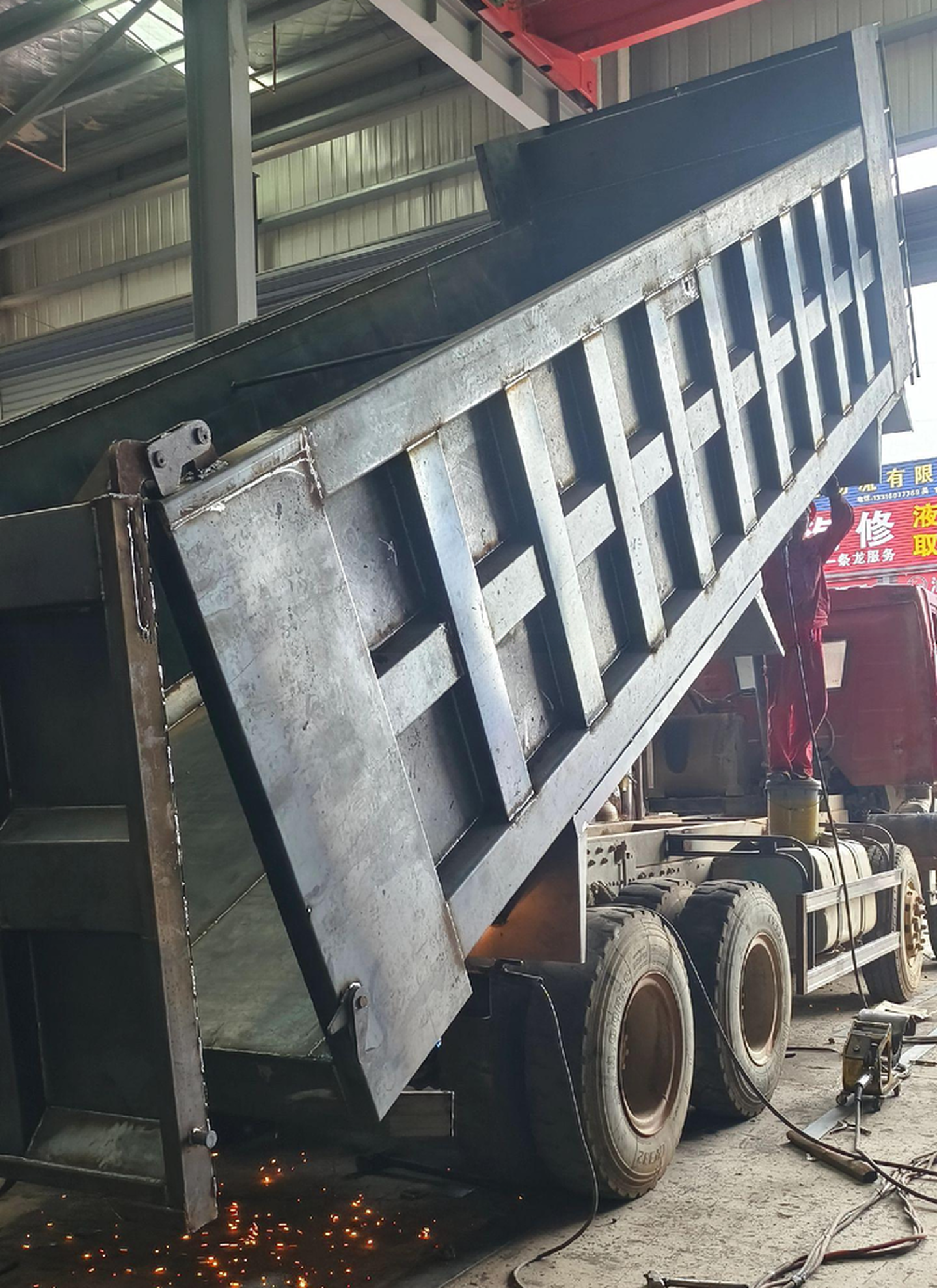 6 Cylinders Used SINOTRUCK HOWO 6X4 Euro 3 Dump Trucks for Mining Transportation