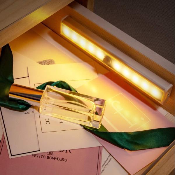 USB Rechargeable Magnetic Sticky Home Appliances 1.5W Lamp Closet PIR Motion