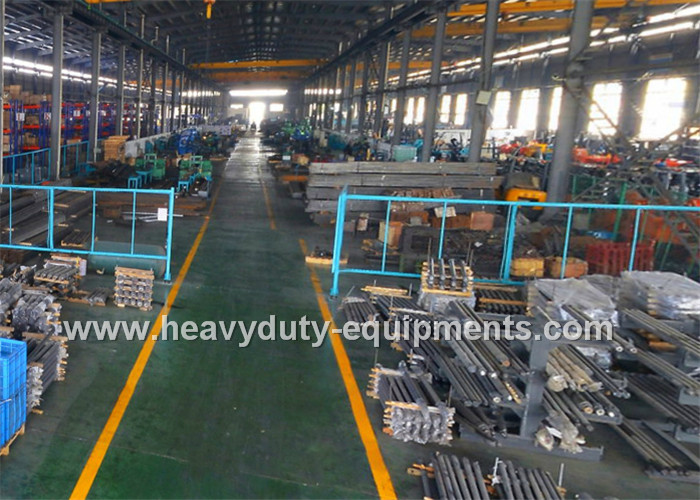 Log Yard Heavy Duty 8 Tons Forklift Flexible Steering 10800Kg Deadweight