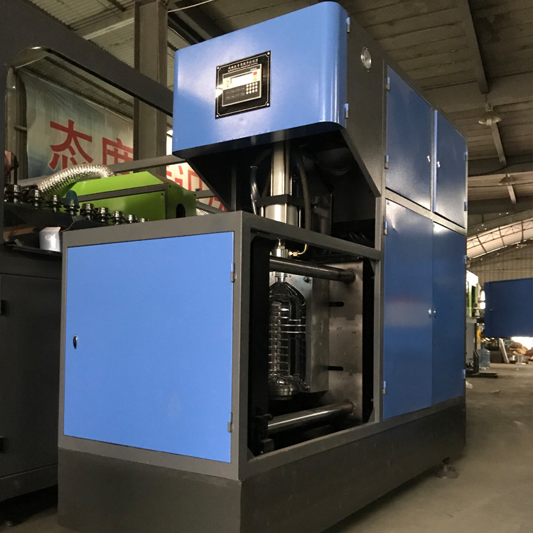 1970x610x1650 mm Size LGB-10L Automatic Blow Molding Machine for PET in Food Beverage