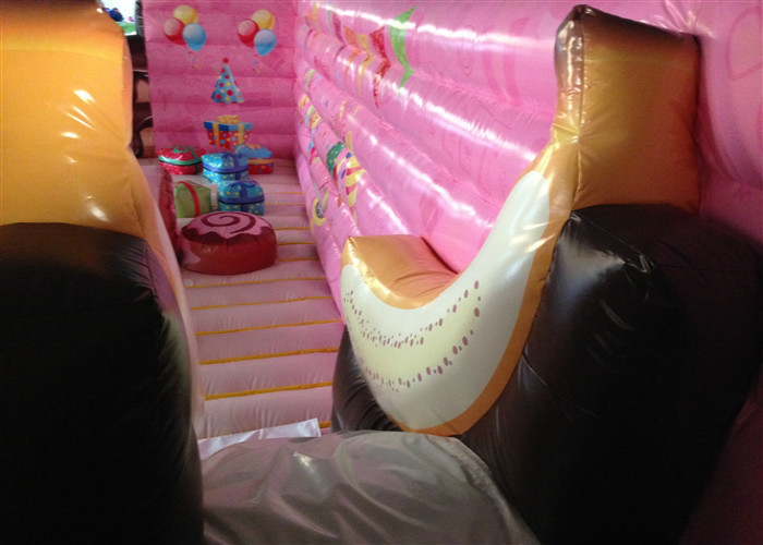 Inflatable Cake Toddler Bounce House , Inflatable Jumping Castle Quadruple Stitching