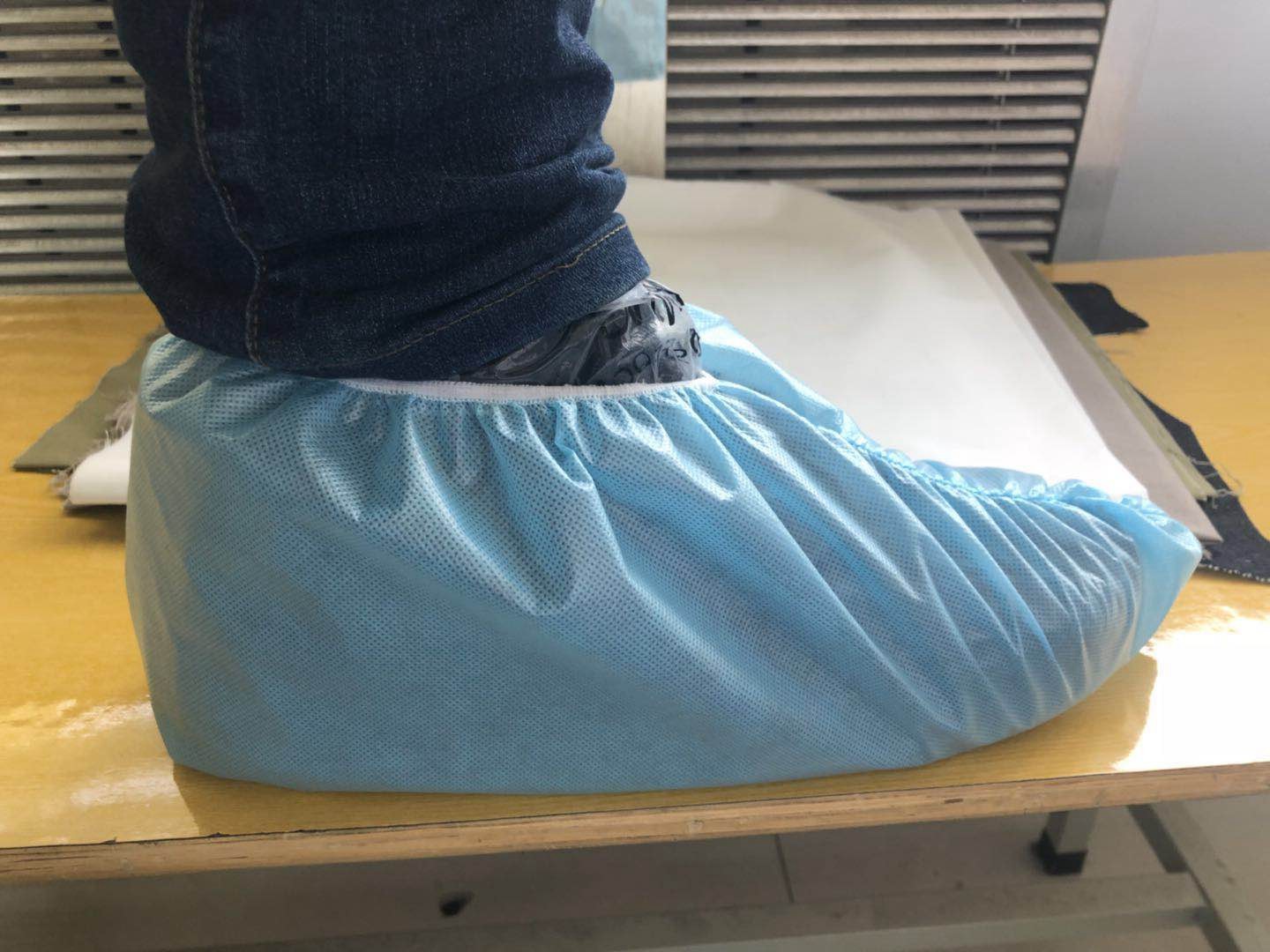 Anti Slip Non Woven Disposable Foot Covers