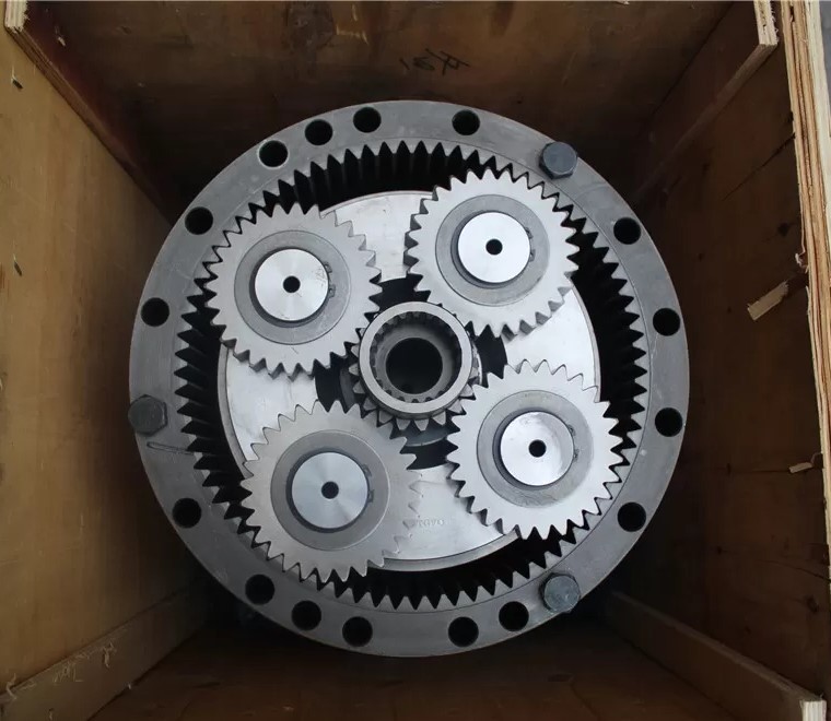 31NA-10150 31NA-10151 R370LC-7 hyundai Swing Gearbox