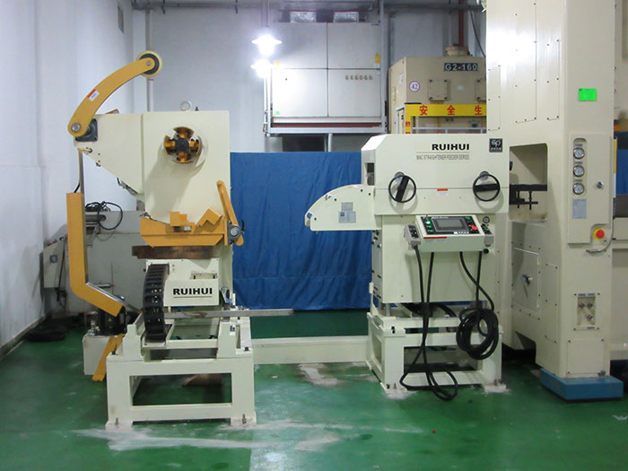 leveling machine