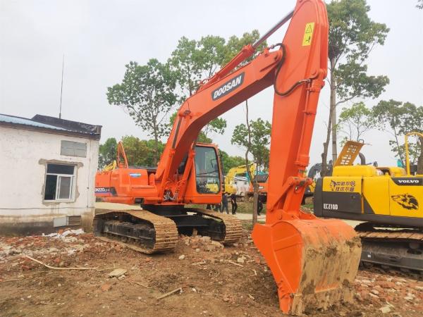 Secondhand Crawler Excavator Doosan Dh220LC-7, Used Digger 220, 100% Original