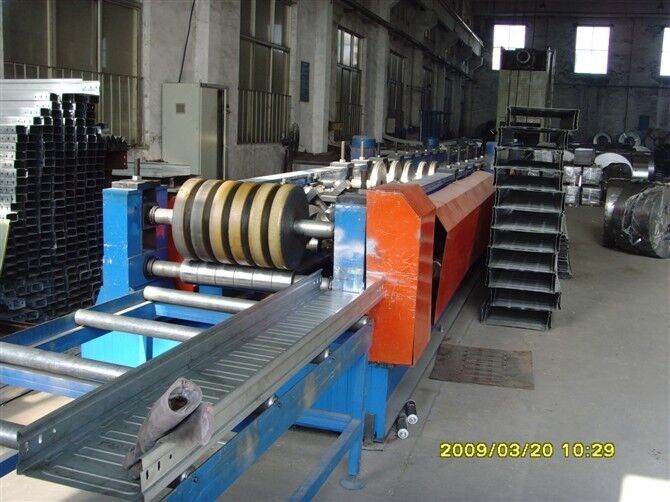High Pressure Punching Metal Door Frame Roll Forming Machine Approved CE