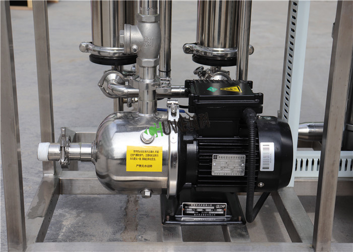 Stainless Steel 304 Seawater Desalination Equipment Change Salt Water To Drinking Water