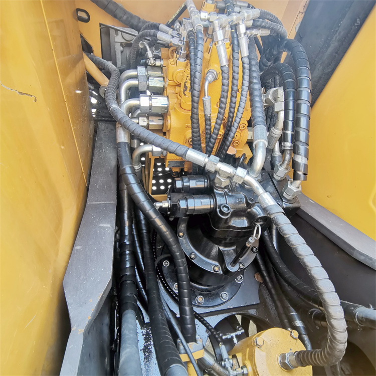 14100 KG Operating Weight Sany Excavator SY155 with A/C and Advanced ISUZU Engine