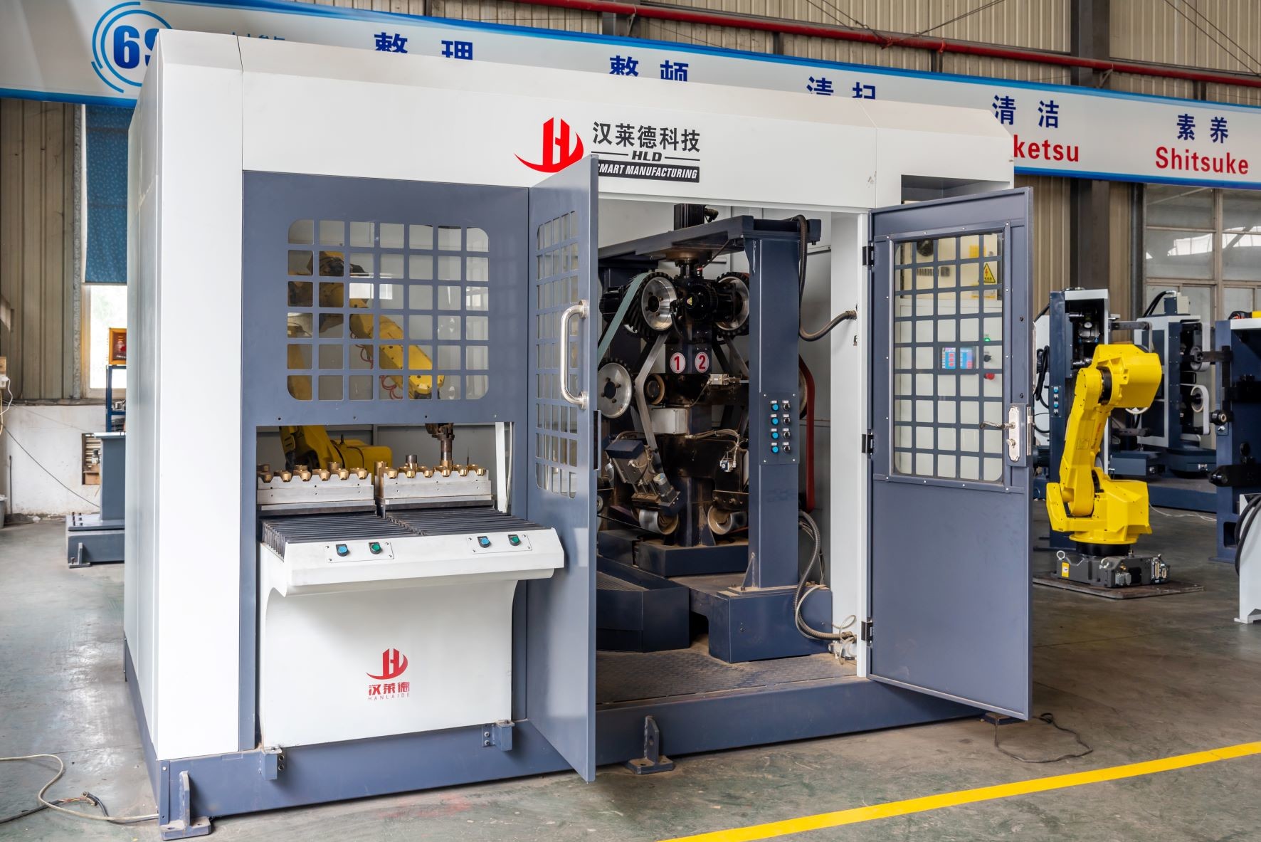 Automated Fast Grinding Robot In Faucets