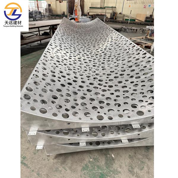 Ornament Solid Aluminum Curtain Wall Seamless Aluminium Ceiling Panel Anti