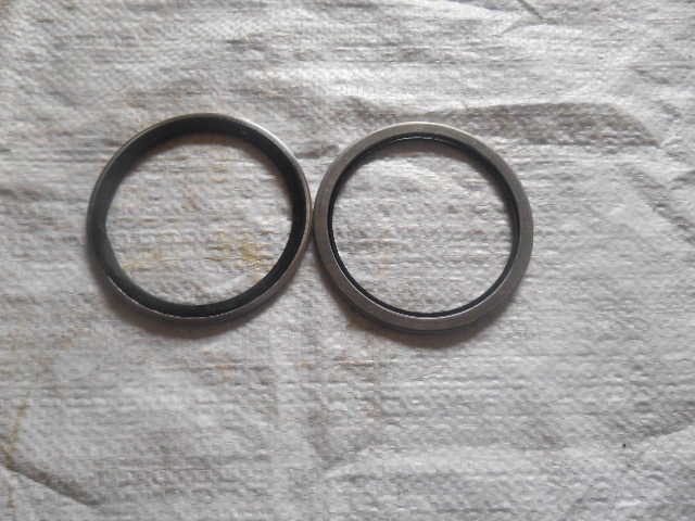 07145-00075 Dust ring bulldozer parts for Y320 TY220 TY160