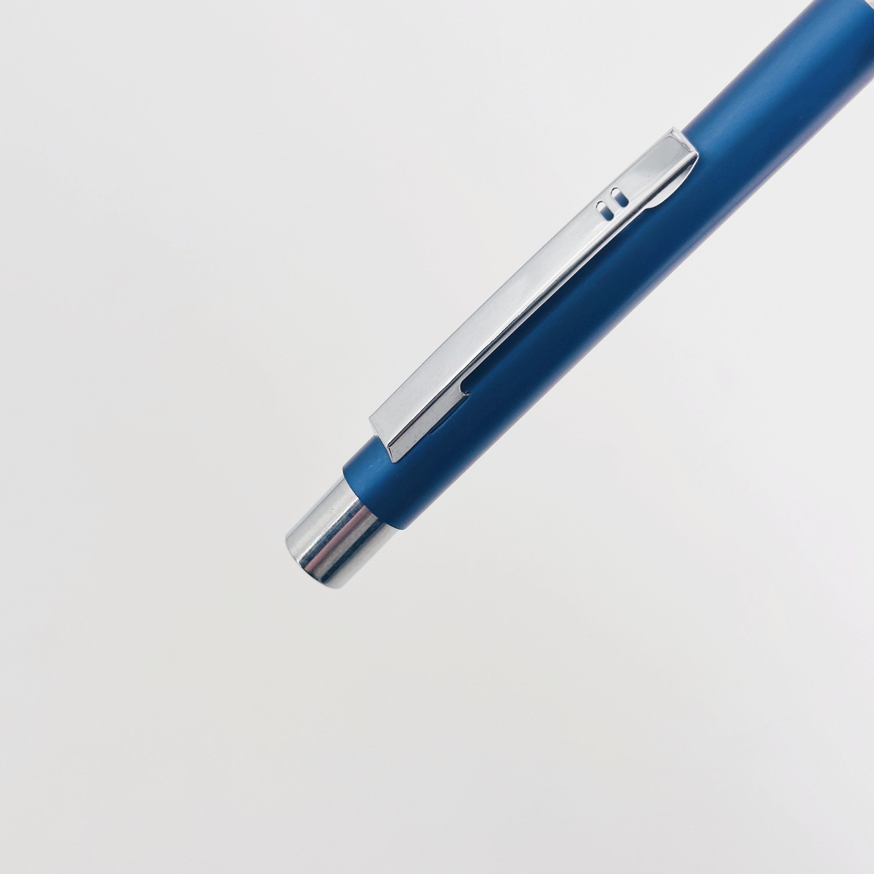 Aluminum Barrel Press Metal Ball Pen 1.0mm Matt Aluminum Ballpoint Pen Non-slip Grip