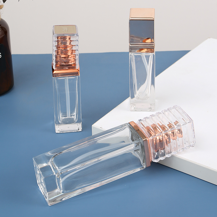 Customized Colors 15ml 30ml 50ml Clear Frosted Empty Mini Perfume Glass Serum Pump Bottle for Skincare Packaging