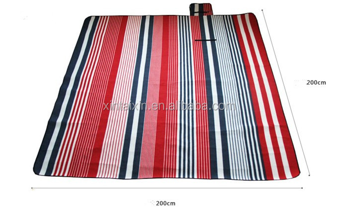 Manufacturer stripe padded beach mat foldable picnic mat flannel sleeping mat