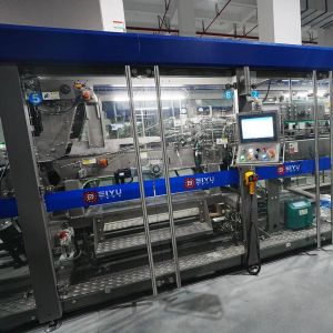 China Chain Type Case Packer with PLC Control Touch Screen and Bottle Shortage Alarm for Automatic Paper Caser on sale