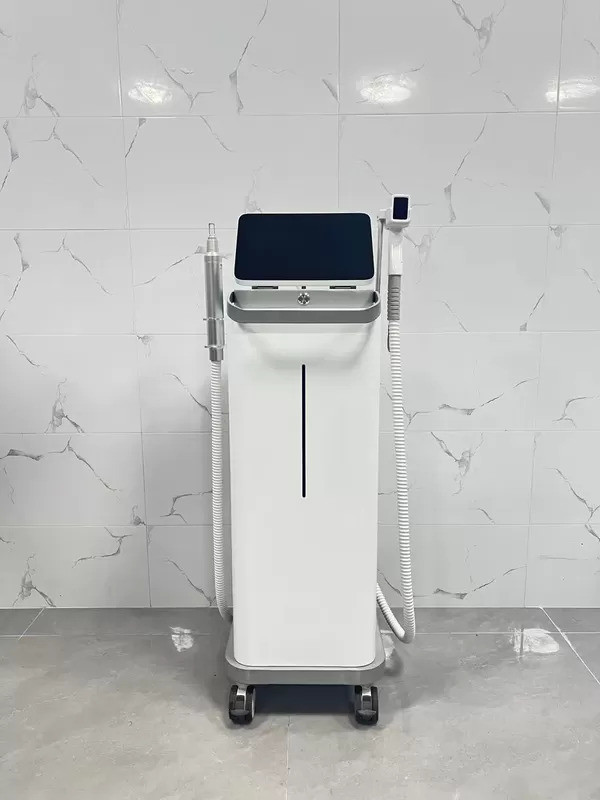 Stationary / Vertical Laser Hair Removal Equipment 1200W With 2pcs Cooling Fans