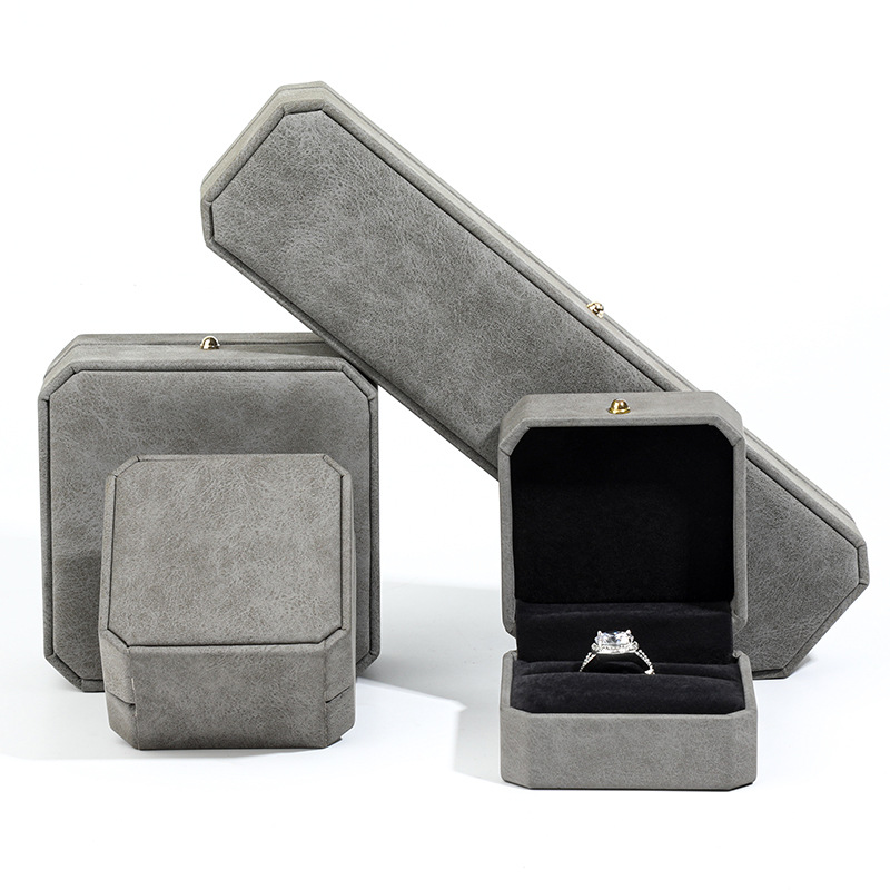 OEM Tibetan Velvet Packaging Box Customized Jewelry Packing Box