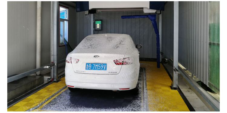 Operate Room 2500x1600x2000mm Risense Touchless Hp-261 Fully Auto Car Wash Equipment
