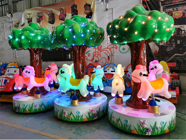 Tree Shape 3 Player Merry Go Round Carousel For Entertainment Arcade Game