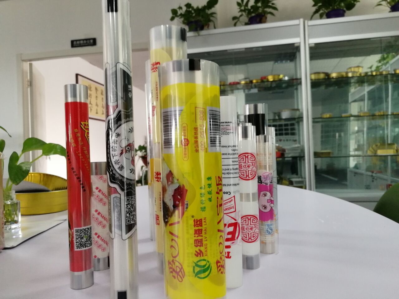 Food sealing film customization new material, transparent and white,safe, non-toxic, no smell