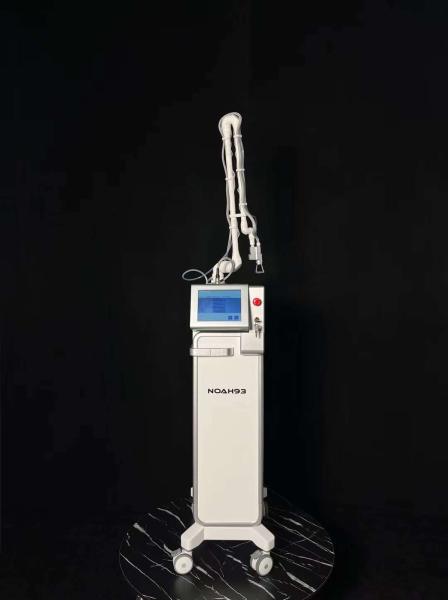 2000M Energy Picosecond Laser Machine 1064nm 532nm For Tattoo Removal / Acne