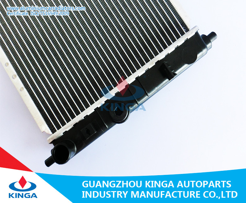 Daewoo MATIZ '01 Manual Transmission Auto Radiator Plastic Car Radiator Tank