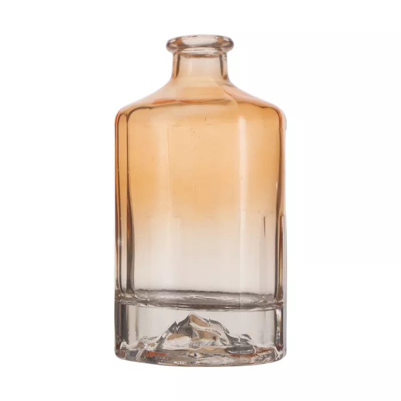 Glass Collar Whisky Vodka Bottle with Cork Cover 750ml Capacity Customized Luxury