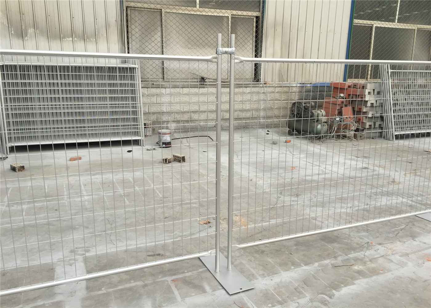 BEAGLE BAY temporary fencing panels 2100mm x 2400mm site fencing for sale AS4687-2007 standard