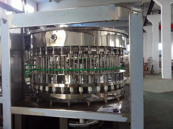 Quality 40 Filling Head Rotary Bottle Filling Machine , PET / Glass Bottle Production Line for sale