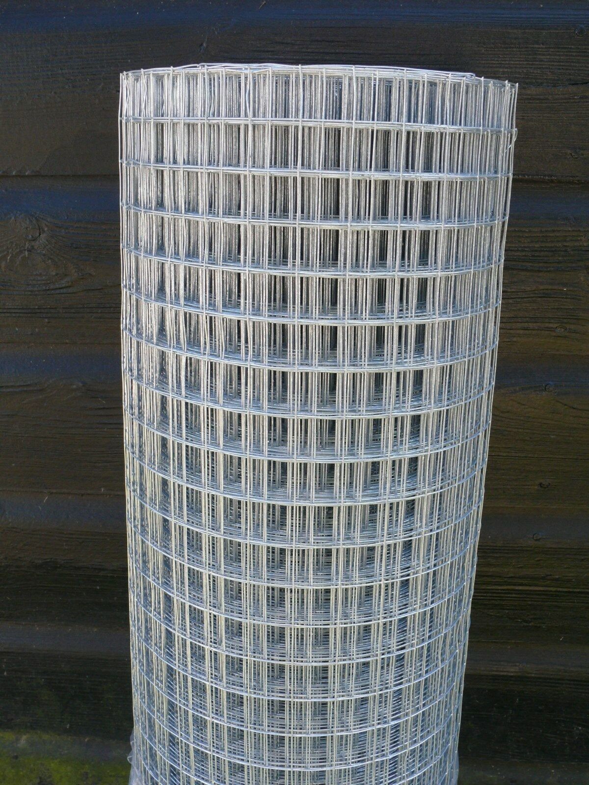 Leveled Mesh Surface Welded 1"X1" Chicken Mesh Fence