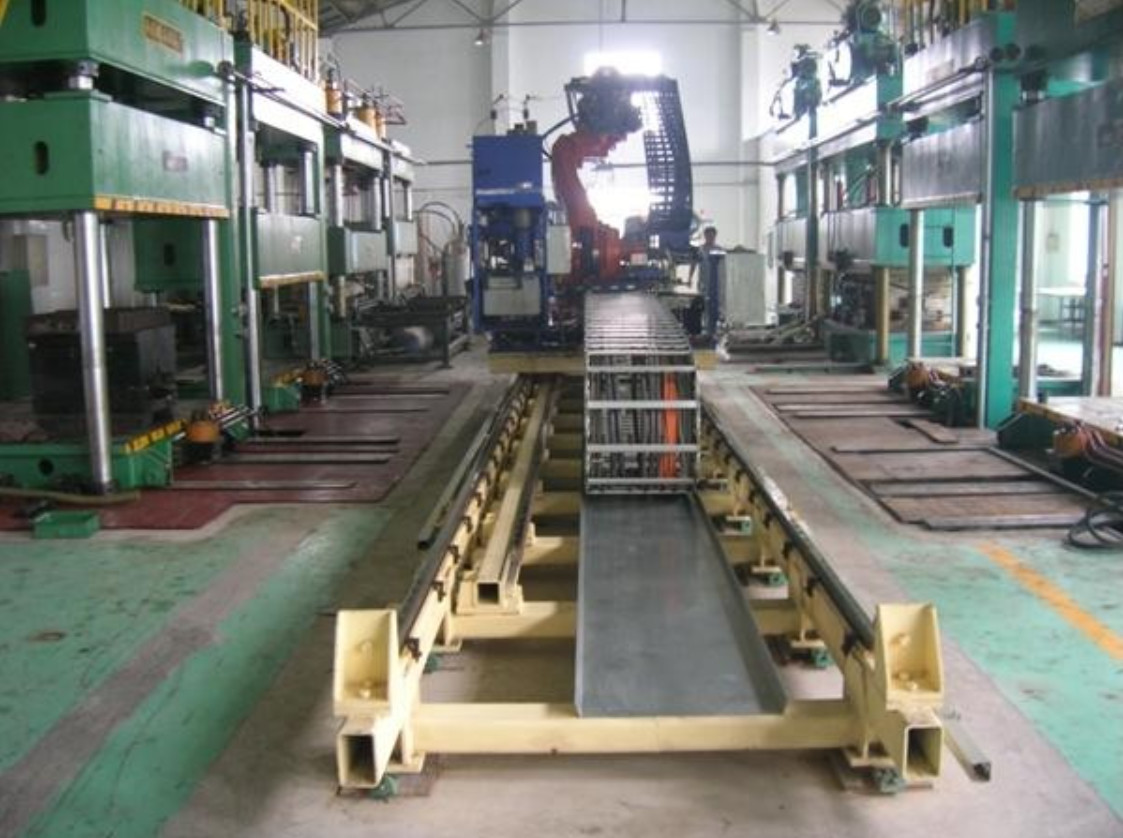  Robot Seventh Axis Walking System Manufactures