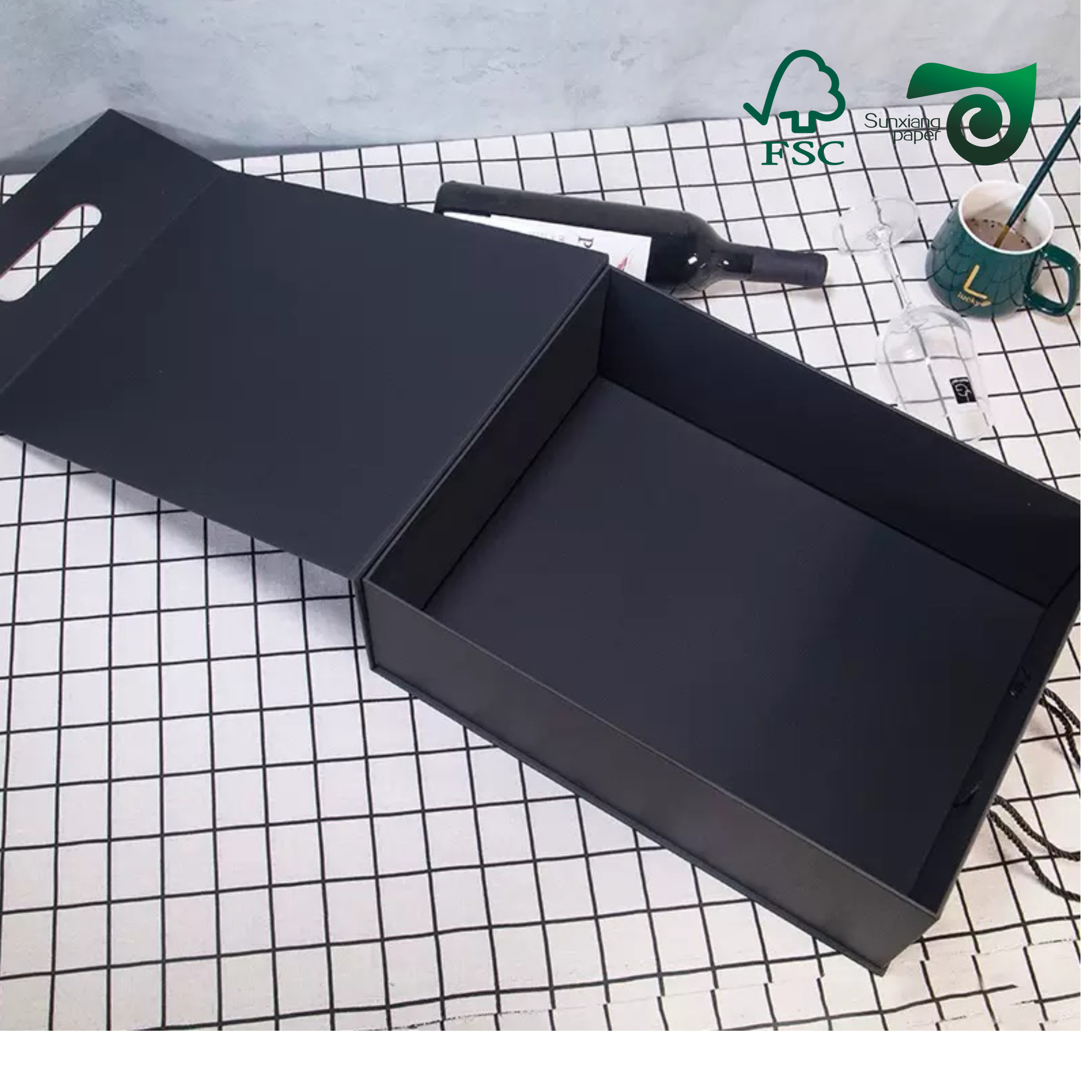 FSC 150gsm 180gsm Black Card Paper Fold Resistant 70cm 100cm For Shopping Bags