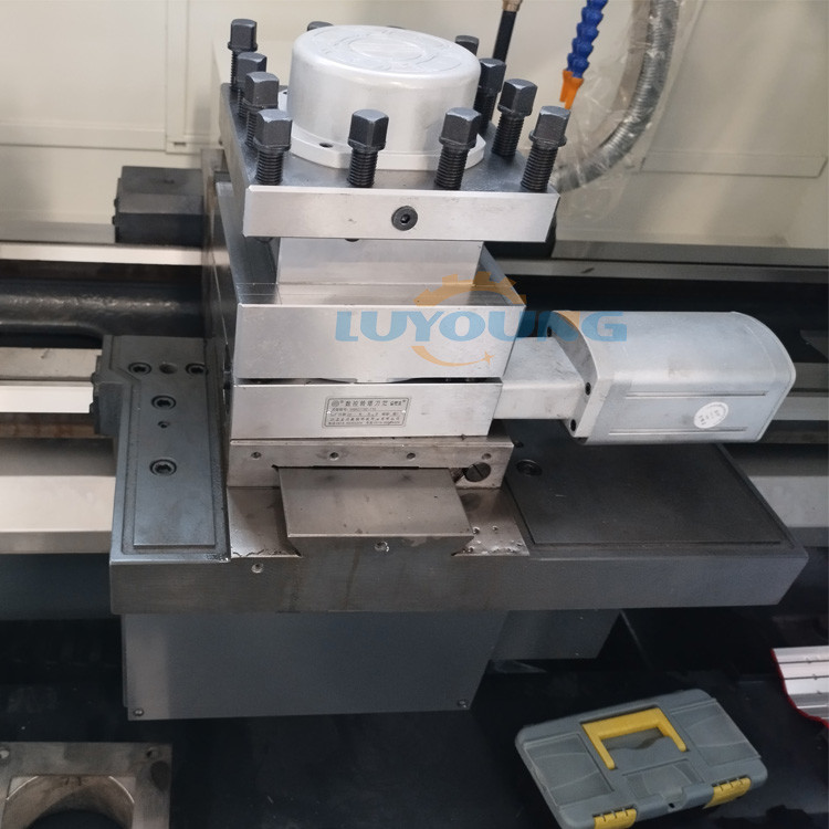 Light Duty Flat Bed Machine Cnc Automatic Lathe Machine CK6150 1000mm Distance Between Two Centers