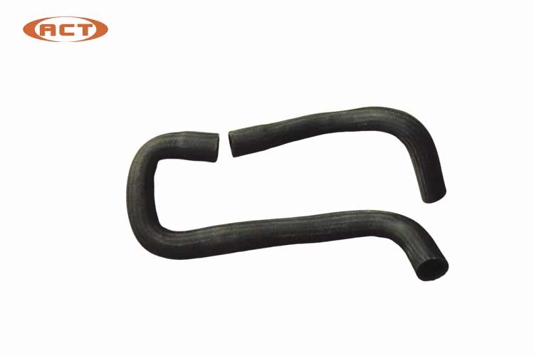 PC200-7 210-7 Upper And Lower Flexible Rubber Hose / Radiator Water Hose 6738-11-4870