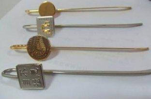 Zinc alloy Personalised Metal bookmark with a gold / silver flower pattern