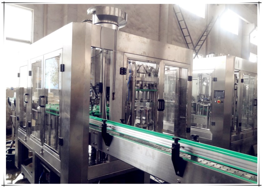 Food Grade SUS304 Advanced Juice Bottling Machine 8000 kg 3500 * 2200 * 2250