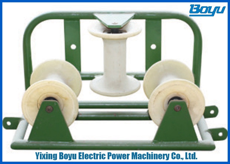 Bundled Conductor Cable Laying Rollers , Nylon 12 Tandem Sheave Stringing Block Wellhead Pulley