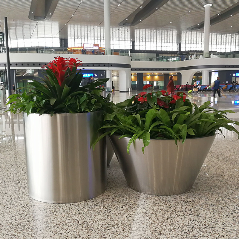 OEM ODM Stainless Steel Flowerpot Waterproof Large Metal Garden Containers