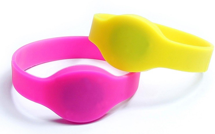 13.56MHz PVC​ Silicone RFID Access Control Wristbands High Temperature Resistance