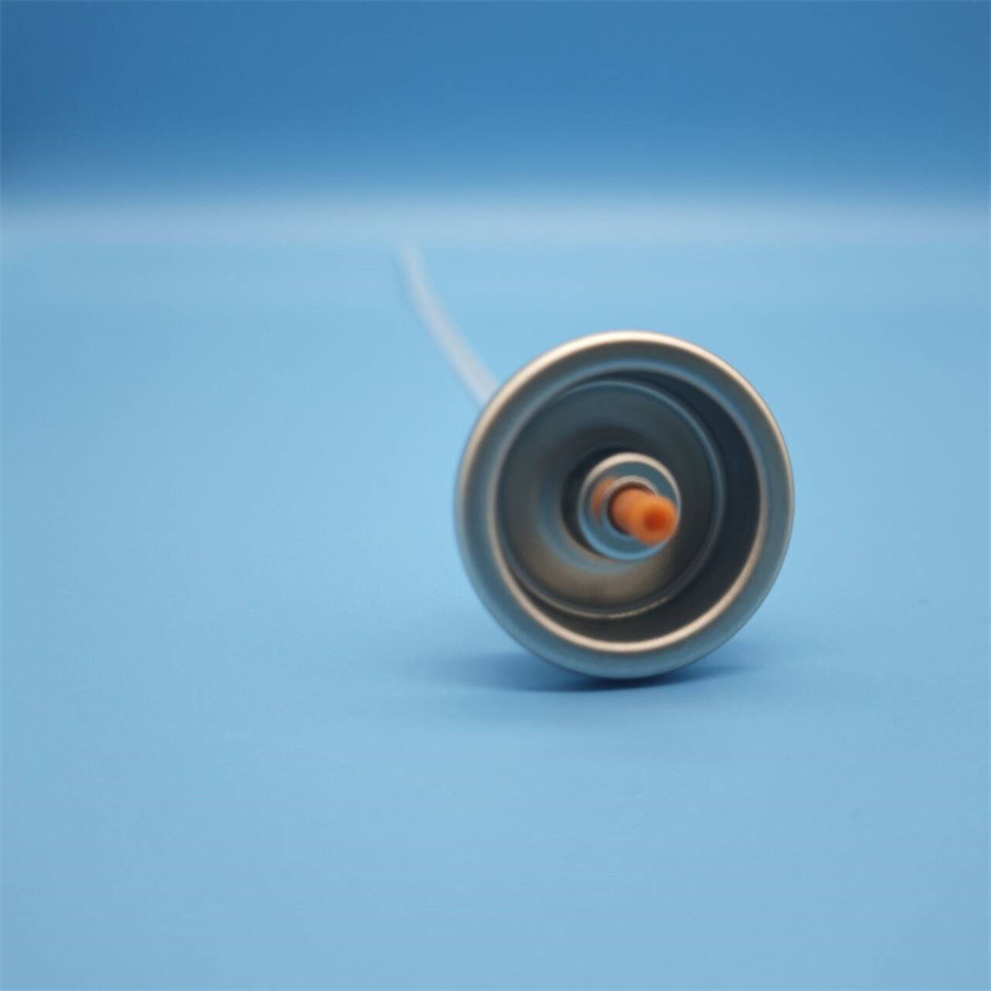 Precision Dashboard Spray Nozzle for Automotive Detailing - Efficient and Adjustable