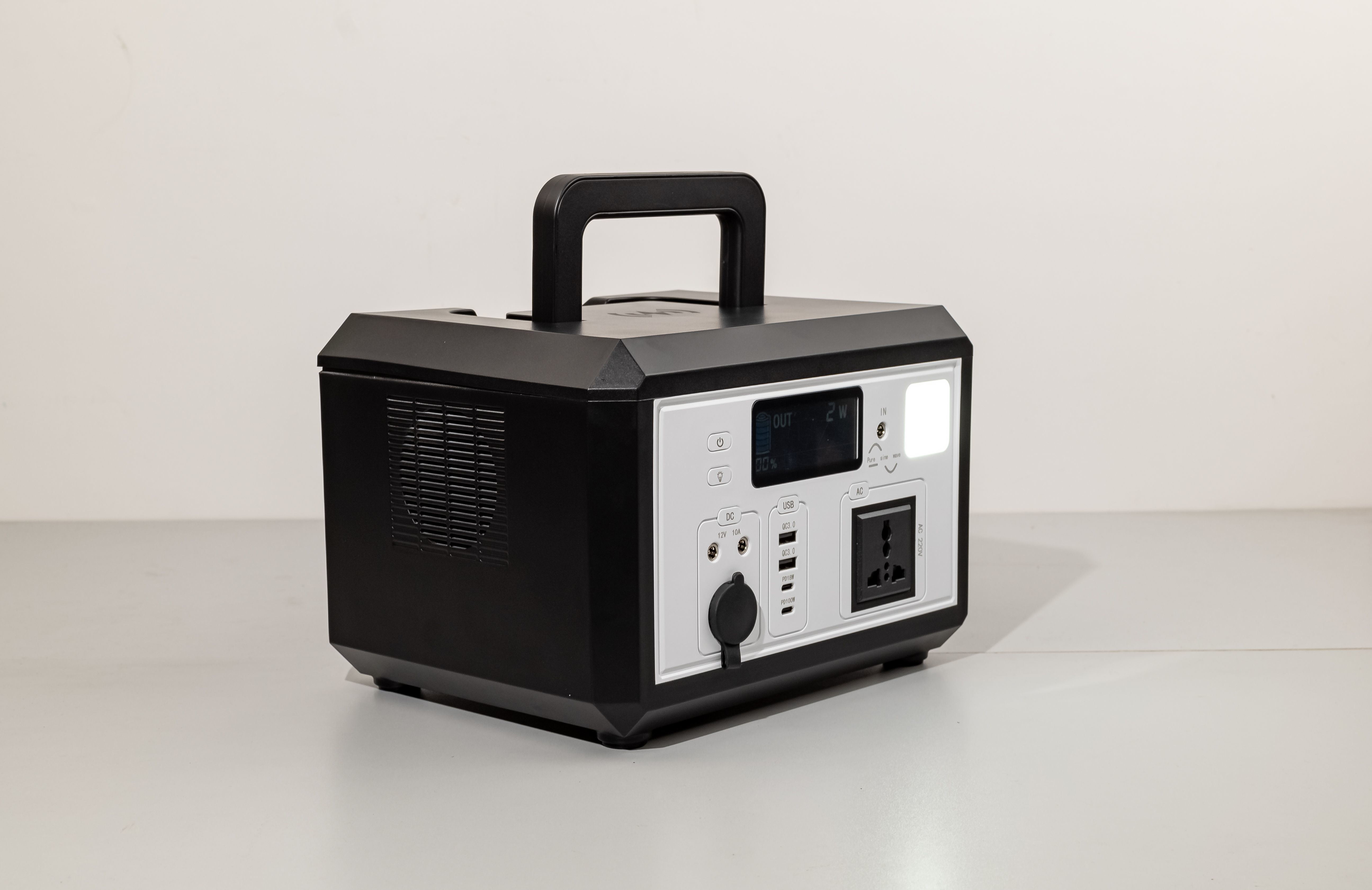 IP65 Longer Cycle Life Eco Flow Replacement Portable Power Generator With BMS For Home Backup System